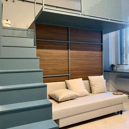 Lovely Studio Flat In Bocconi ミラノ エクステリア 写真